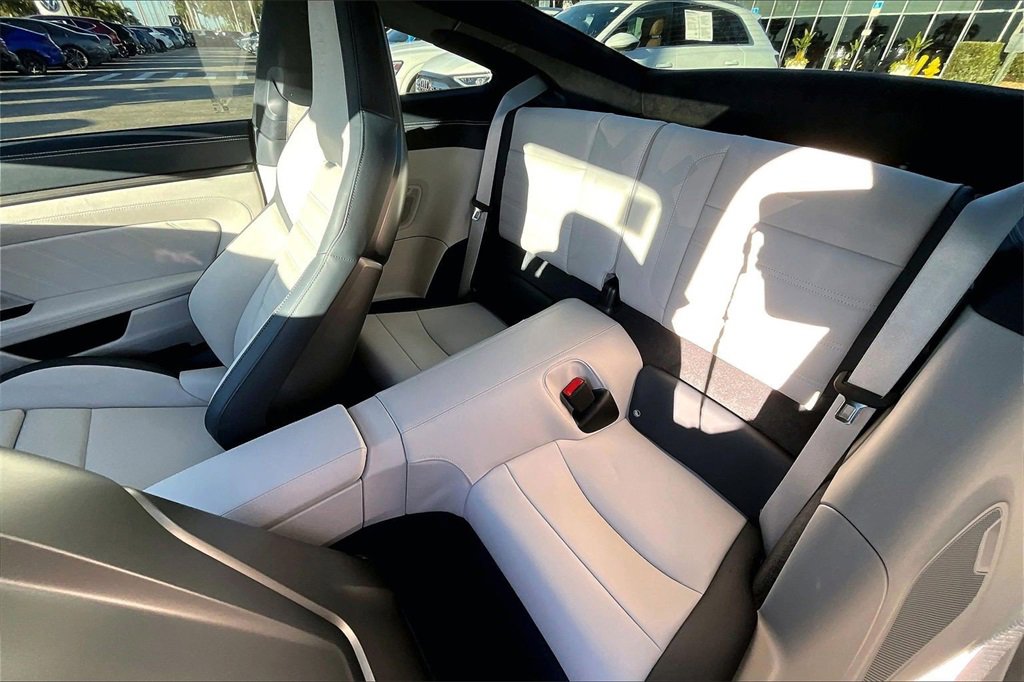 Used 2025 Porsche 911 Carrera 4 GTS image 17