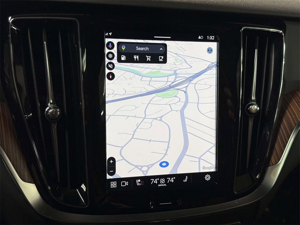 Used 2025 Volvo V60 B5 Cross Country Plus image 6