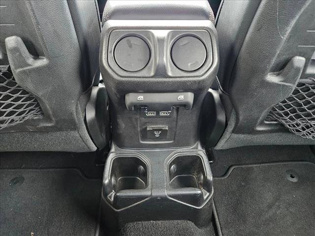 Used 2020 Jeep Gladiator Rubicon AWD/4WD image 17