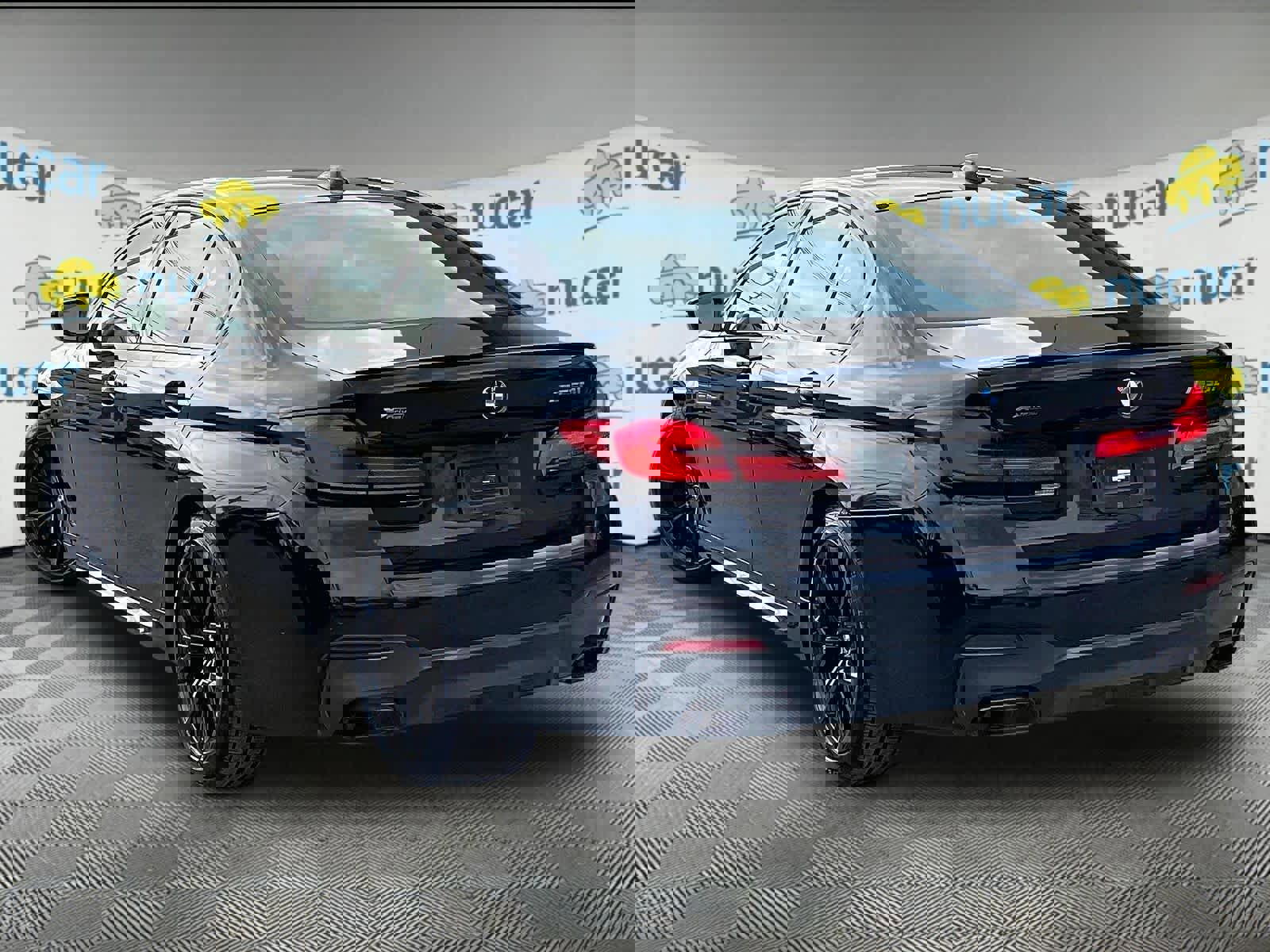 Used 2022 BMW M550i xDrive w/ Executive Package image 4