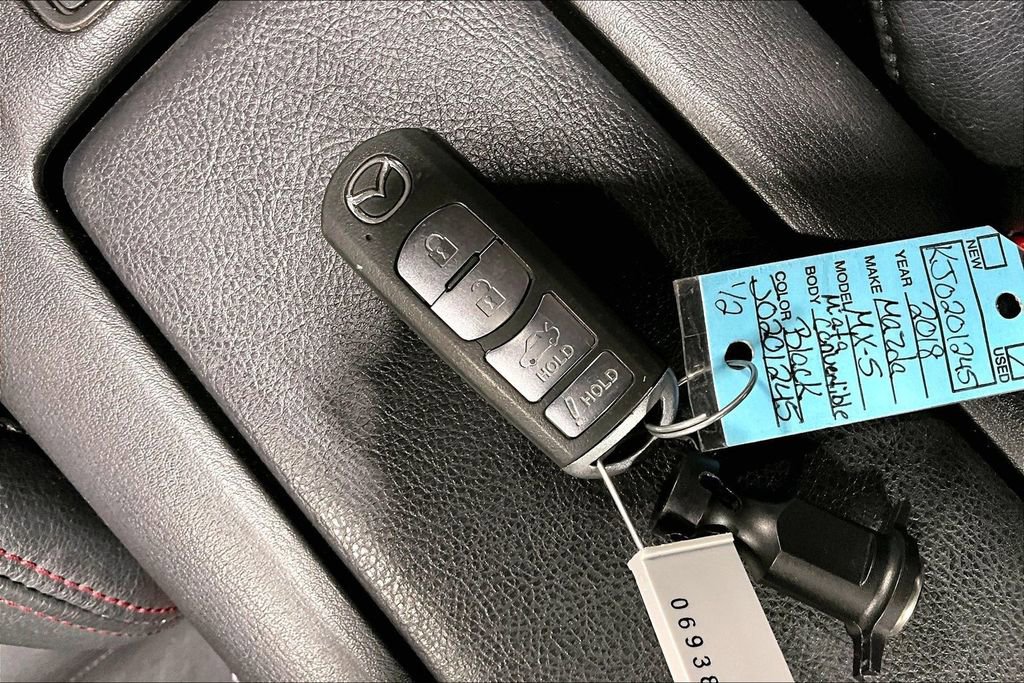 Used 2018 MAZDA MX-5 Miata Grand Touring image 13