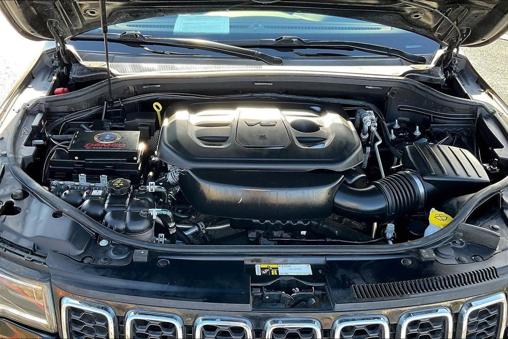Used 2021 Jeep Grand Cherokee Limited w/ Premium Lighting Group image 30