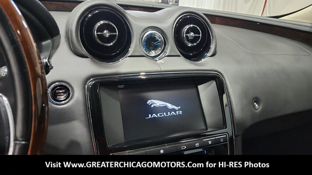Used 2017 Jaguar XJ L Portfolio AWD/4WD image 28