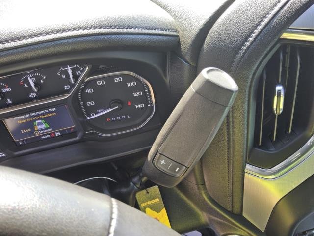 Used 2022 GMC Sierra 1500 SLT w/ SLT Premium Plus Package AWD/4WD image 3