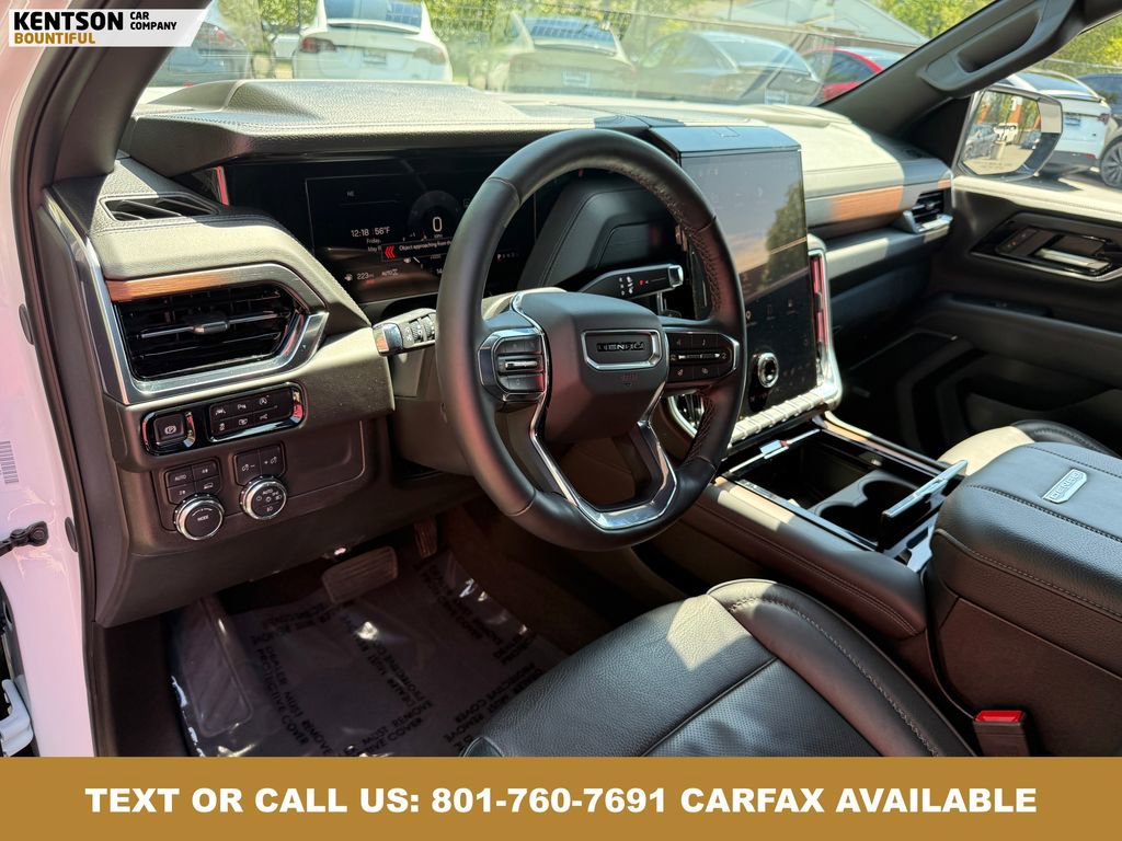 Used 2025 GMC Yukon Denali AWD/4WD image 29