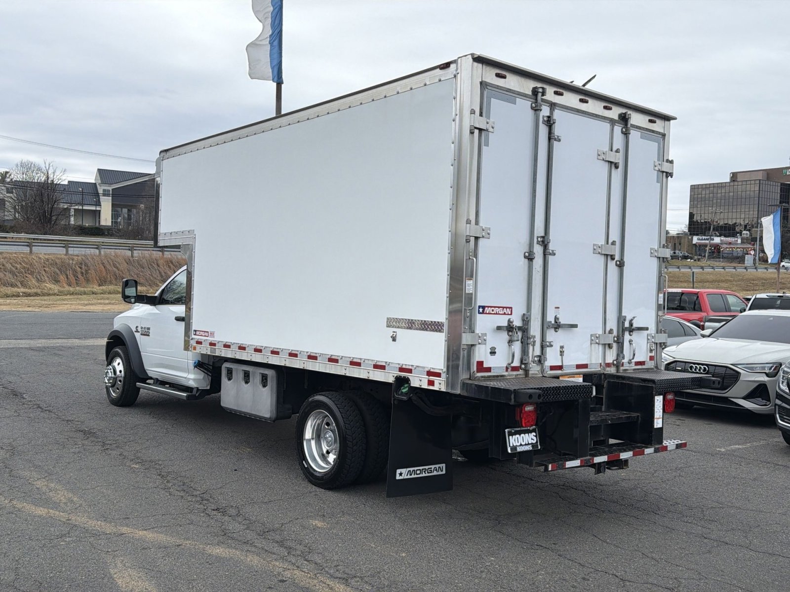 Used 2018 RAM 5500 SLT w/ Quick Order Package 29G SLT image 4