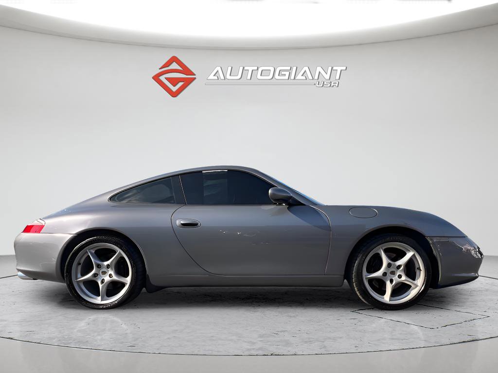 Used 2004 Porsche 911 Carrera RWD image 9