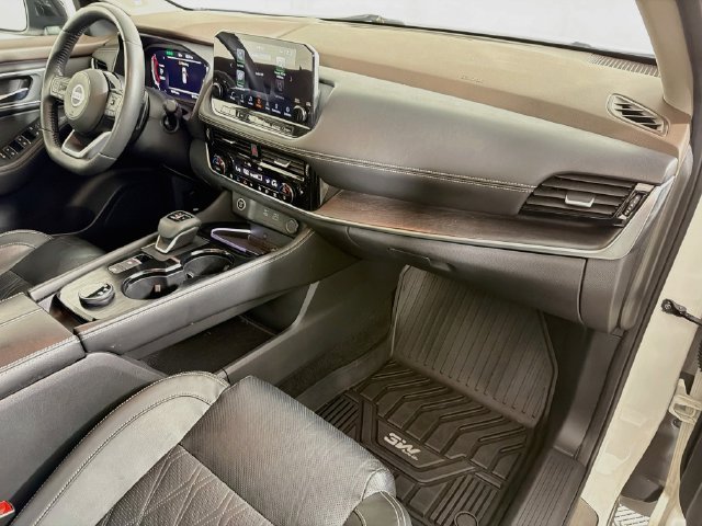Certified 2021 Nissan Rogue Platinum AWD/4WD image 38