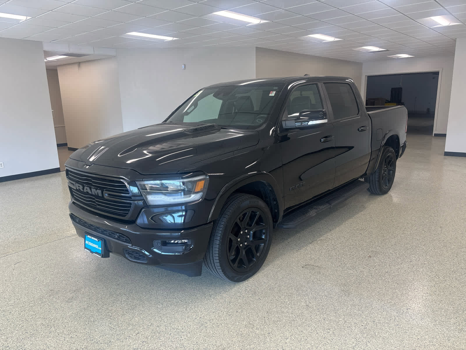 Used 2022 RAM 1500 Laramie image 3