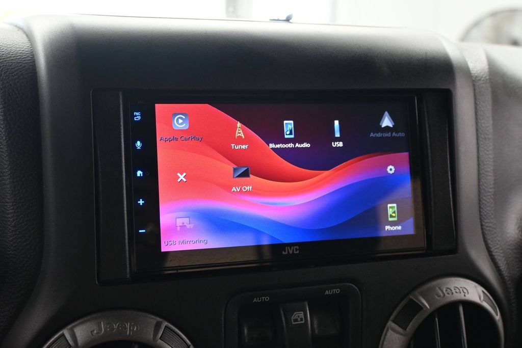 Used 2017 Jeep Wrangler Sport AWD/4WD image 17
