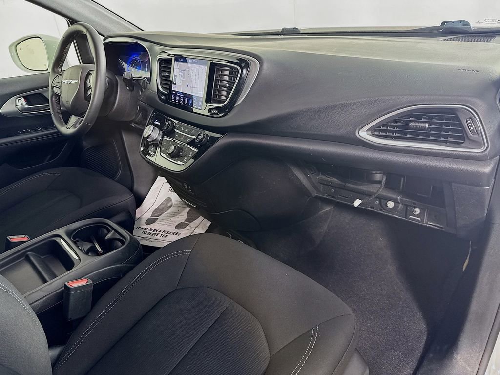 Used 2019 Chrysler Pacifica Touring Plus w/ Advanced Safetytec Group image 36