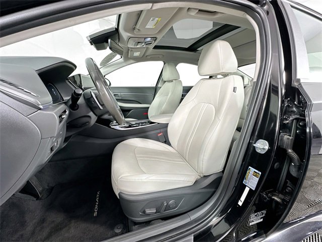 Used 2022 Hyundai Sonata Limited w/ Cargo Package image 4