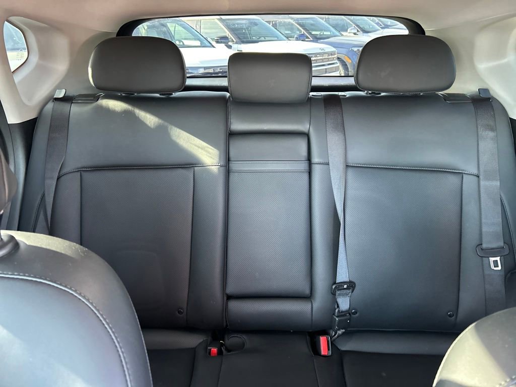 Used 2024 Hyundai Kona Limited image 24