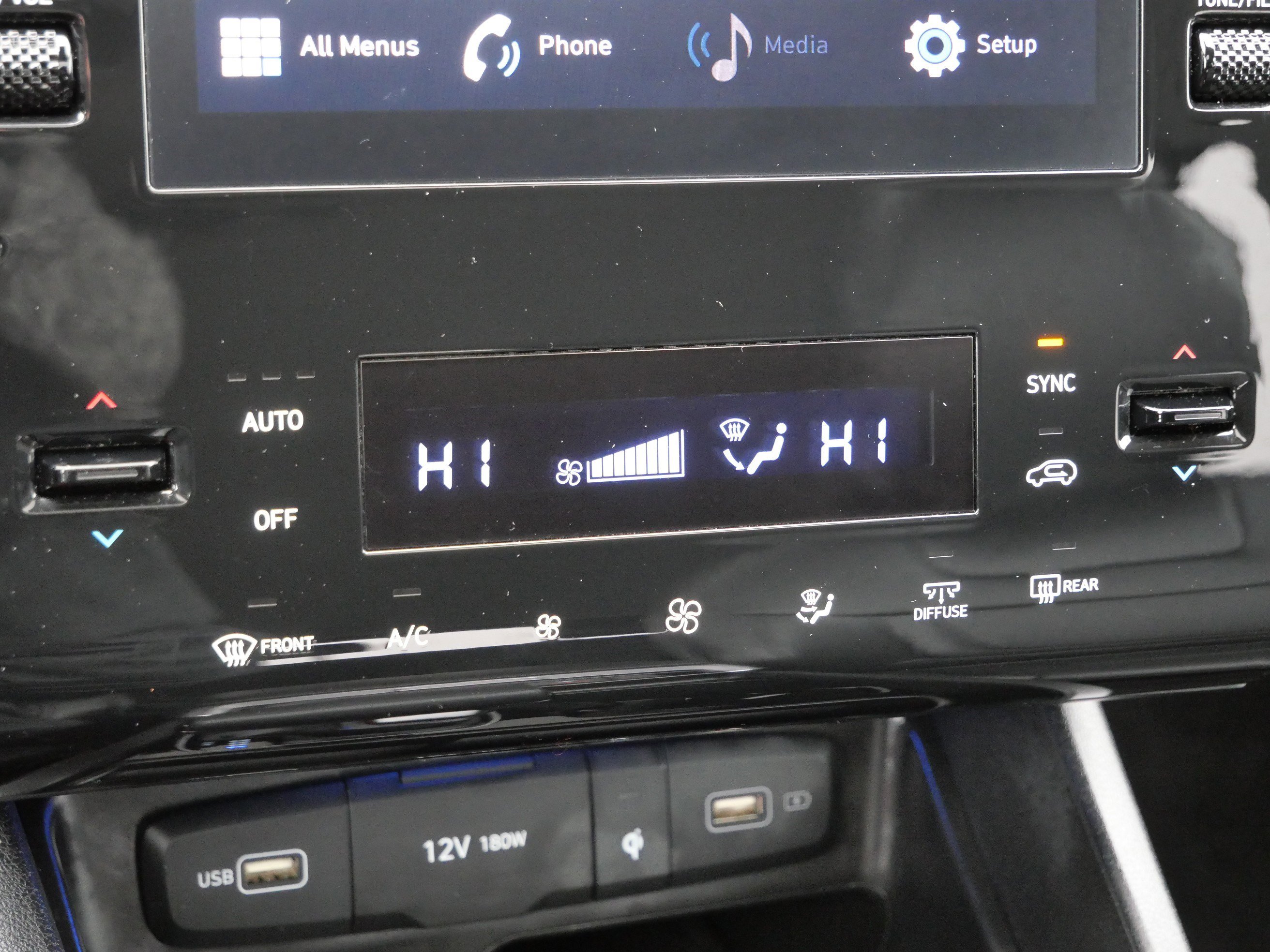 Certified 2023 Hyundai Tucson SEL w/ Convenience Package AWD/4WD image 24