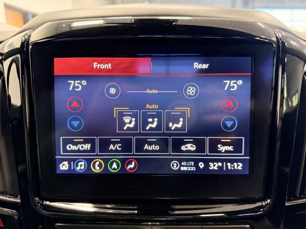 Used 2024 Chevrolet Traverse Premier image 52