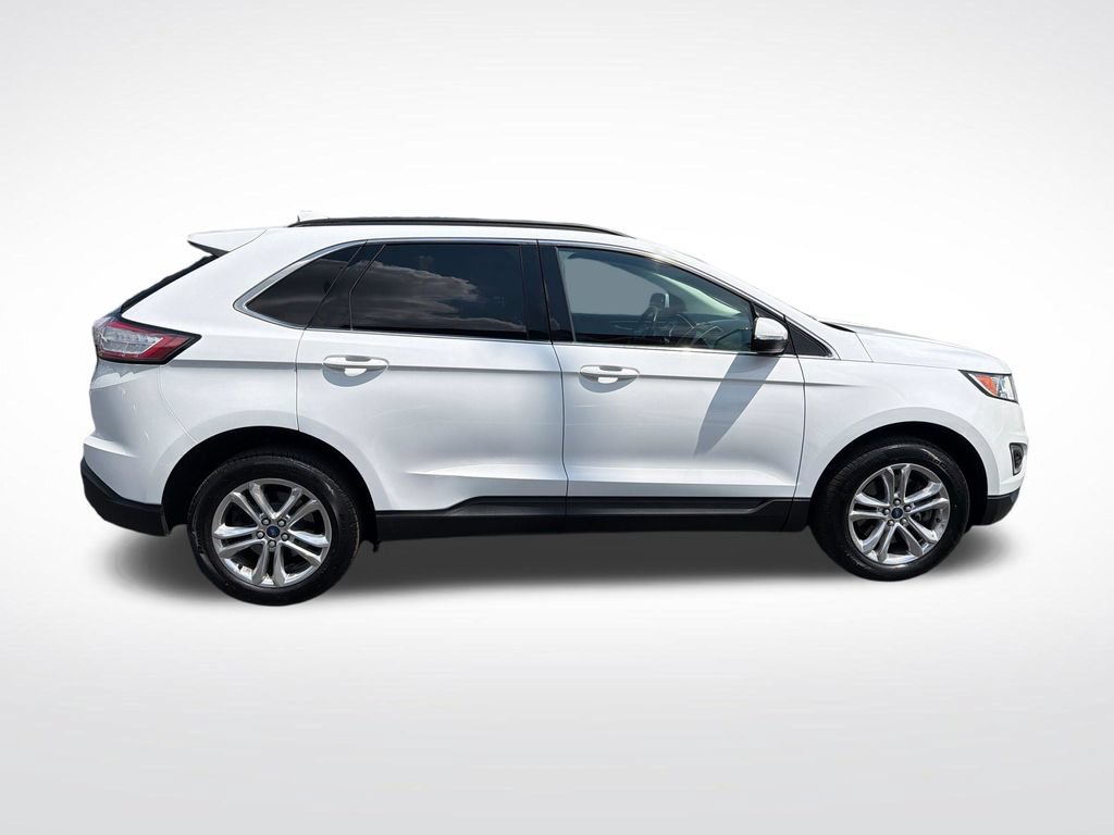 Used 2017 Ford Edge SEL w/ Equipment Group 201A AWD/4WD image 6