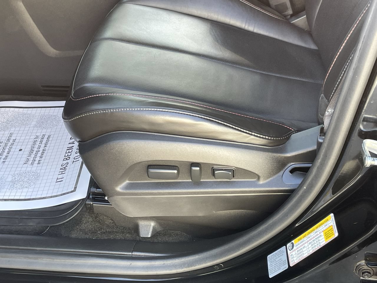 Used 2017 GMC Terrain SLT w/ Nightfall Package AWD/4WD image 28