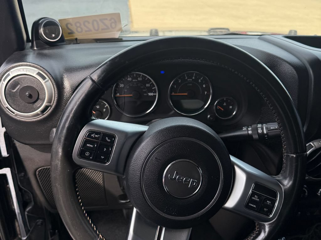 Used 2011 Jeep Wrangler Unlimited 70th Anniversary w/ Dual Top Group AWD/4WD image 32