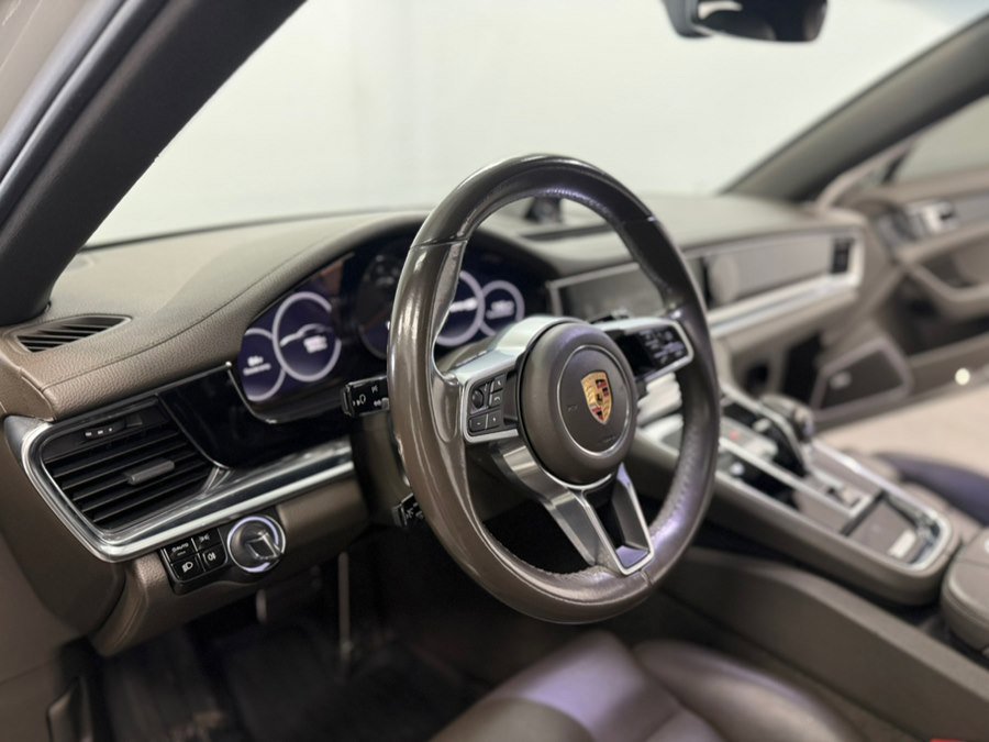 Used 2018 Porsche Panamera 4S AWD/4WD image 47