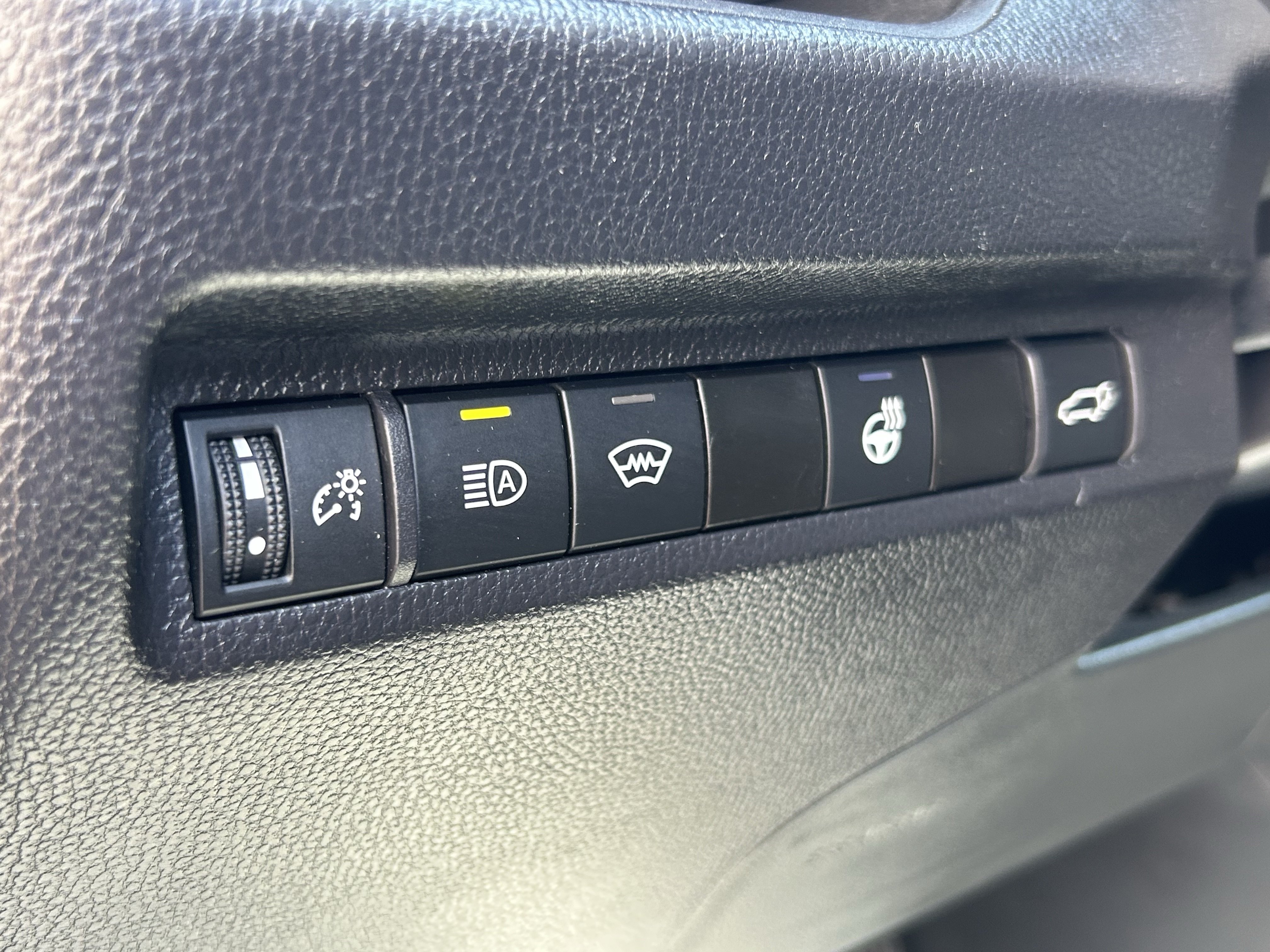 Certified 2024 Toyota RAV4 XLE w/ Convenience Package AWD/4WD image 15