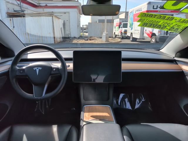 Used 2023 Tesla Model 3 Standard Range image 14