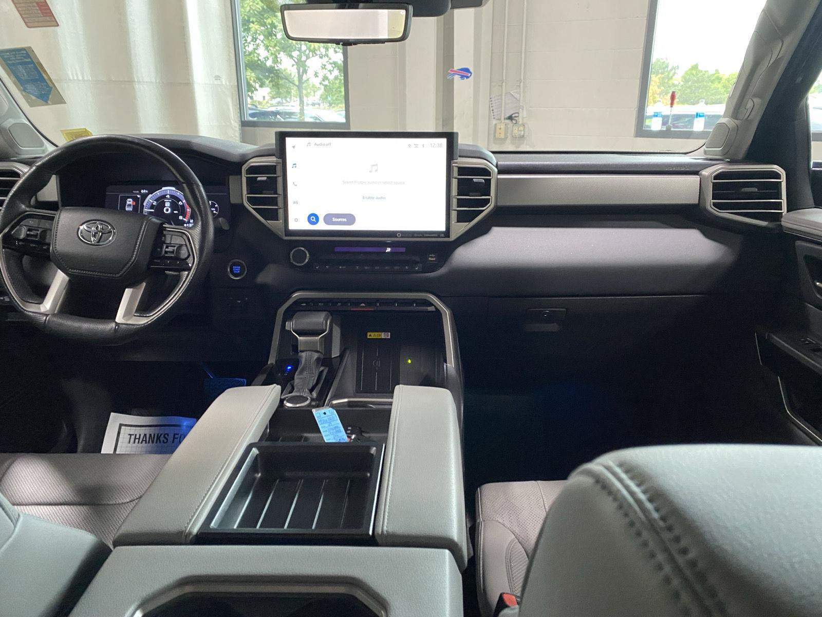Used 2024 Toyota Tundra Limited AWD/4WD image 4