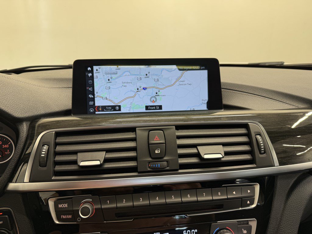 Used 2018 BMW 330i xDrive Wagon AWD/4WD image 9
