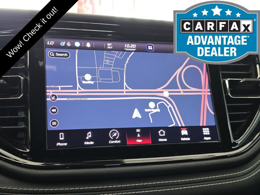 Used 2021 Dodge Durango SRT Hellcat w/ Technology Group AWD/4WD image 19
