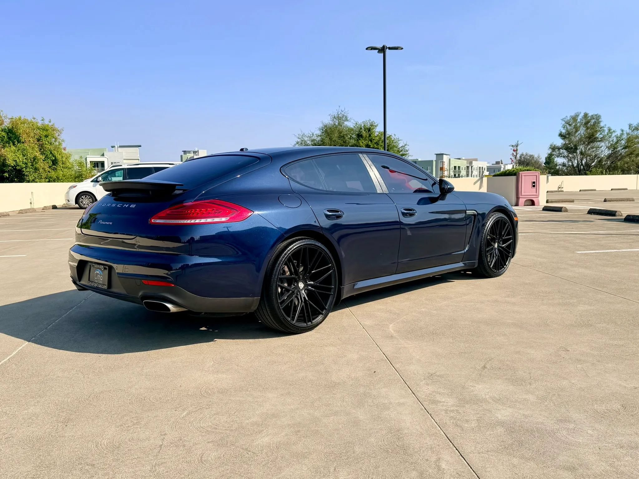 Used 2016 Porsche Panamera Edition RWD image 5