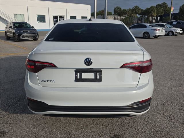 Used 2023 Volkswagen Jetta S FWD image 3