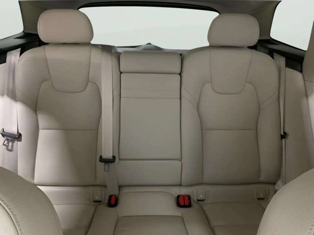 Used 2022 Volvo XC60 B5 Momentum w/ Climate Package AWD/4WD image 67