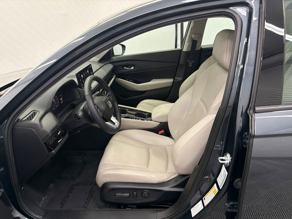 Certified 2024 Honda Accord Touring image 9
