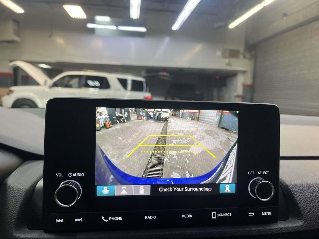 Used 2025 Honda CR-V Sport image 19