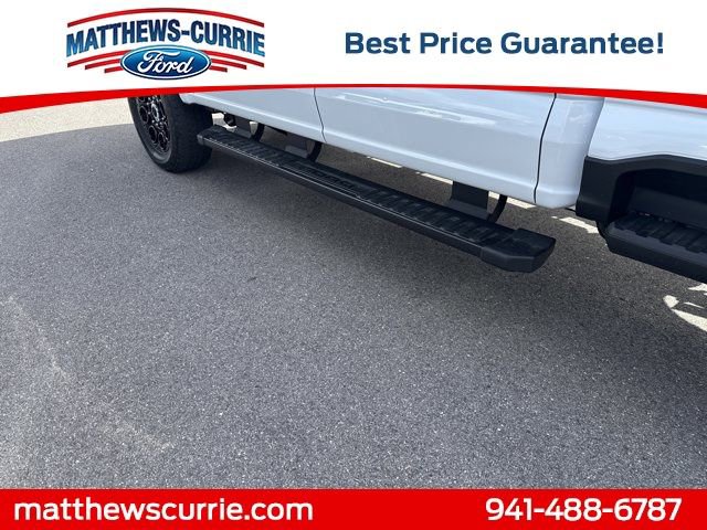New 2026 Ford F250 Lariat w/ Black Appearance Package image 17