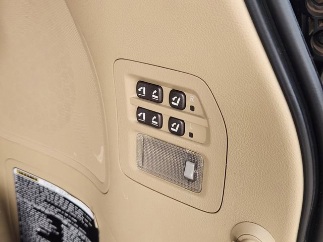 Used 2009 Lexus LX 570 4WD image 43