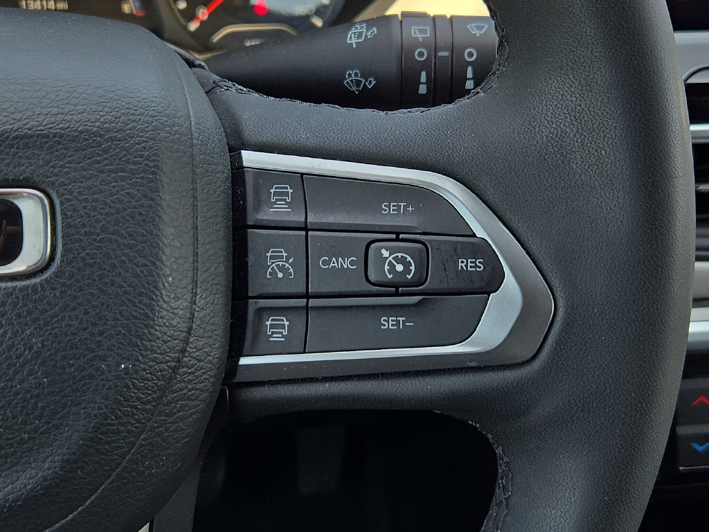 Certified 2024 Jeep Compass Limited AWD/4WD image 21