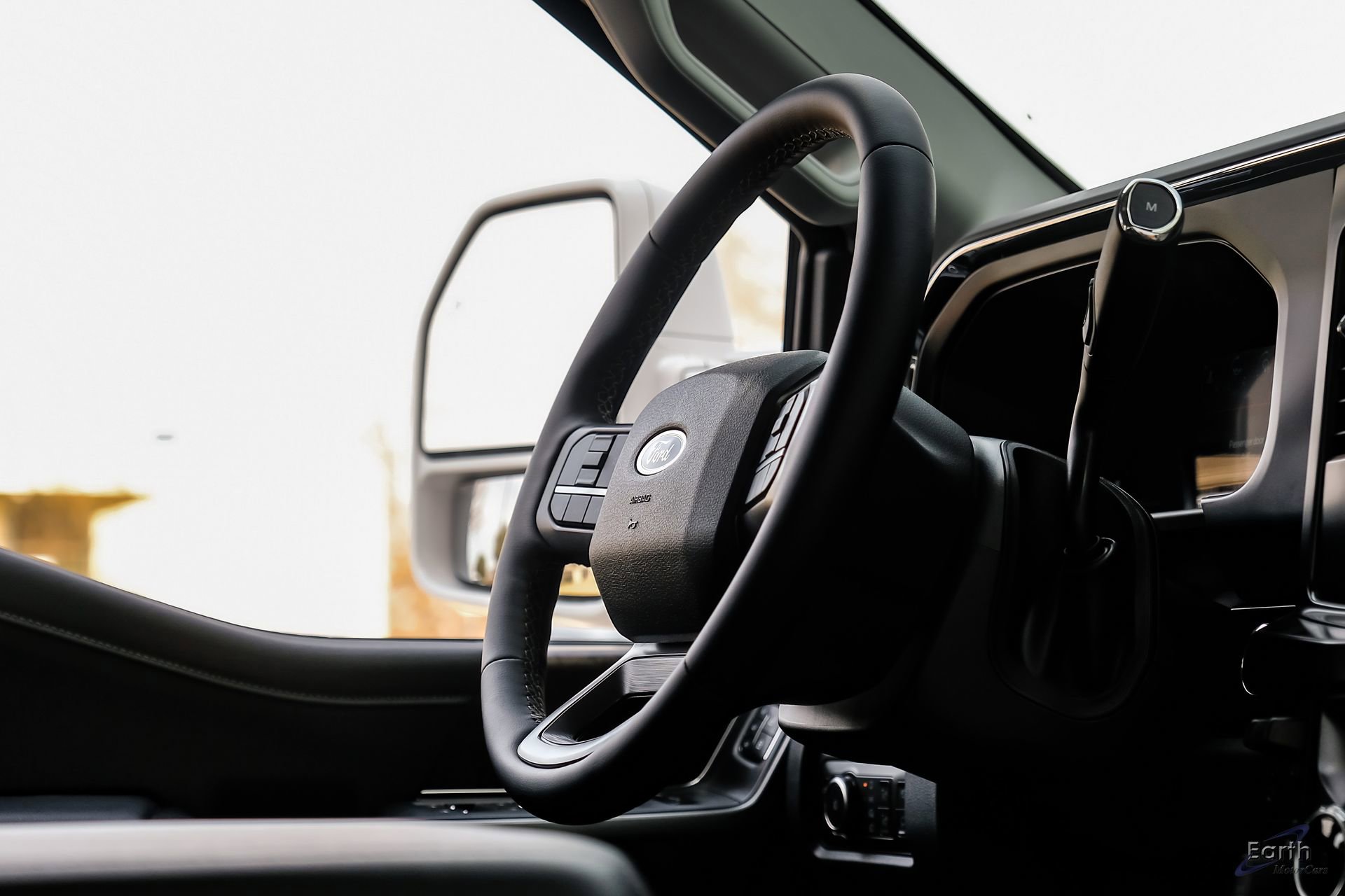 Used 2026 Ford F450 Lariat w/ FX4 Off-Road Package image 60