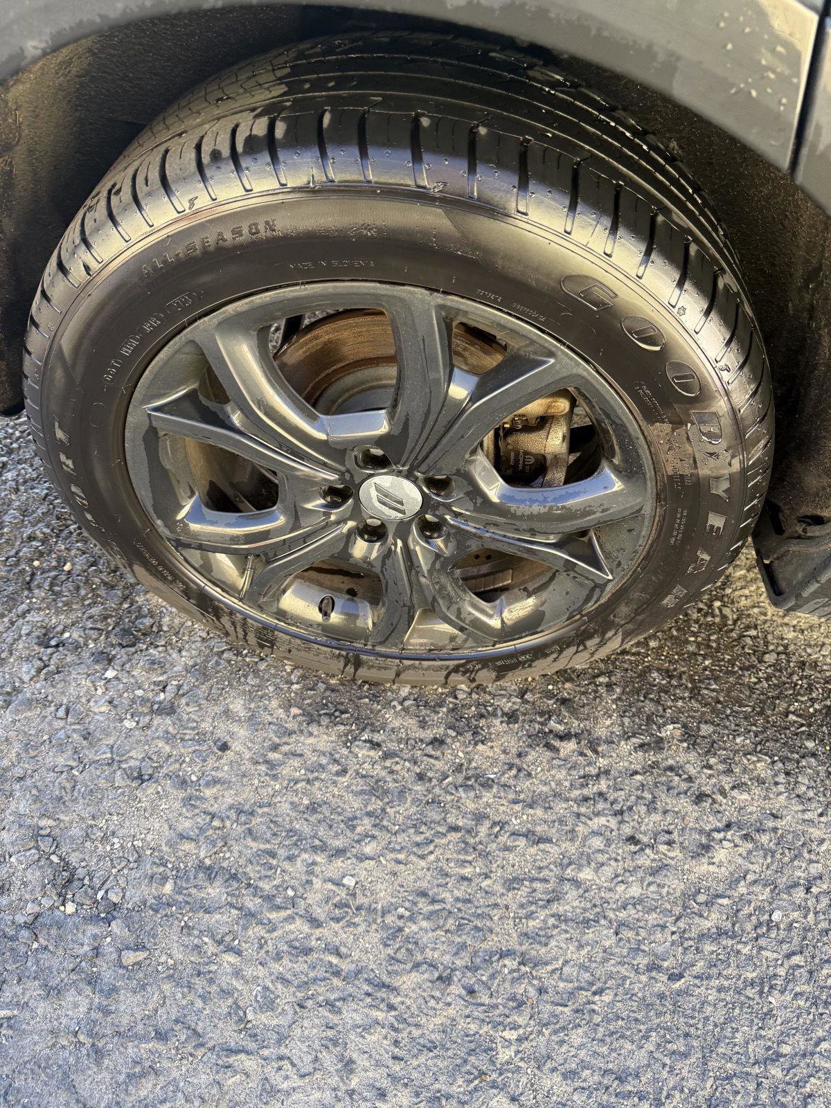 Used 2024 Dodge Hornet R/T Plus w/ R/T Blacktop Package image 5