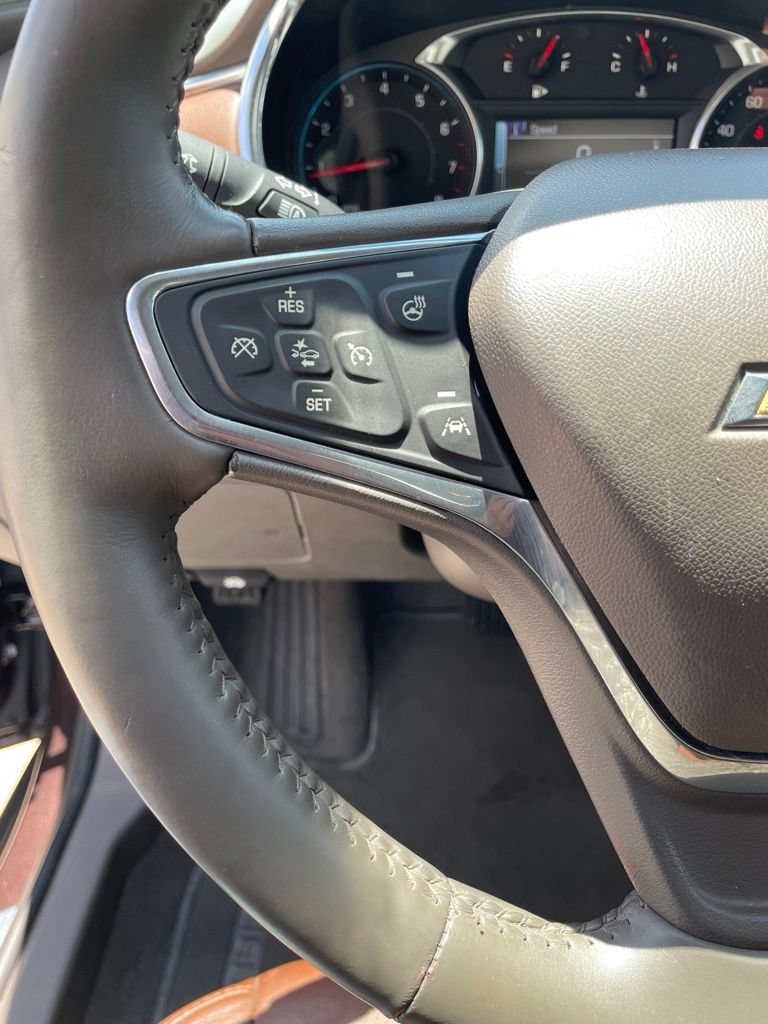 Used 2016 Chevrolet Malibu Premier w/ Driver Confidence Package FWD image 16