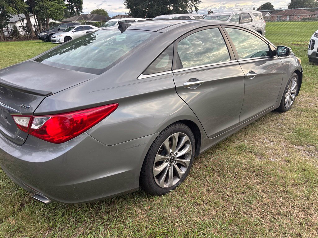 Used 2013 Hyundai Sonata Limited w/ Premium Pkg FWD image 12