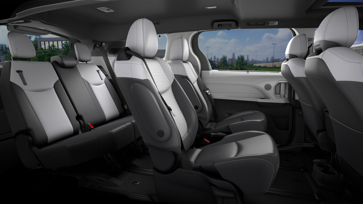 New 2026 Toyota Sienna XSE AWD/4WD image 2