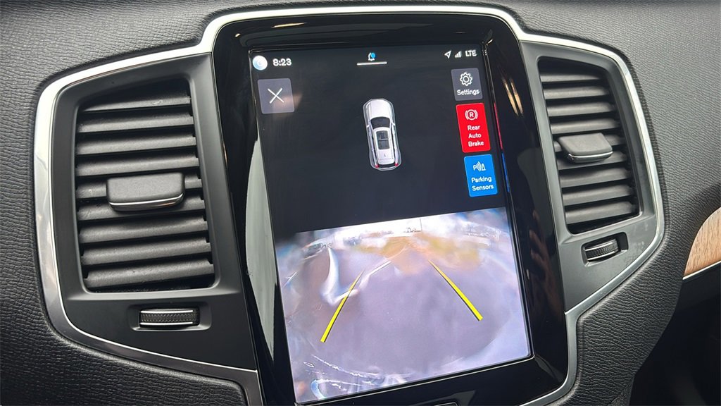 Certified 2023 Volvo XC90 B6 Core w/ Climate Package image 21