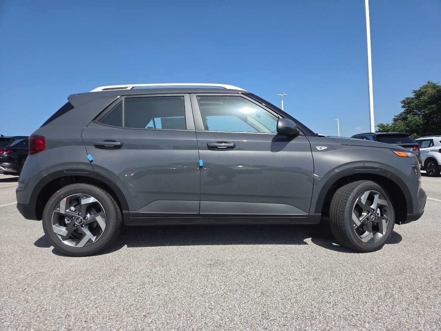 New 2026 Hyundai Venue SEL FWD image 21
