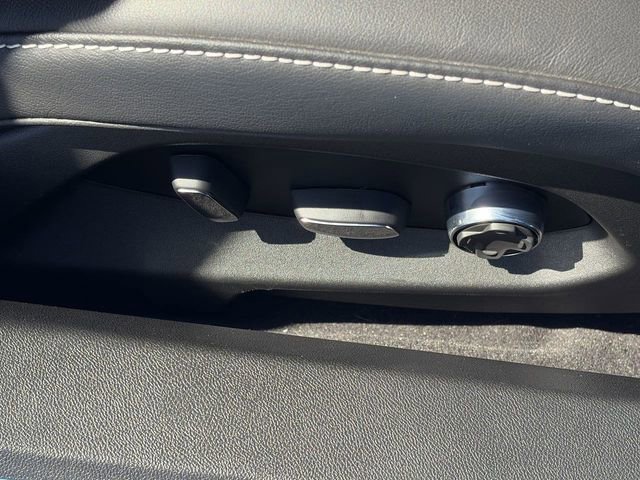 Used 2024 Chevrolet Corvette Stingray Preferred Cpe w/ Z51 Performance Package image 12