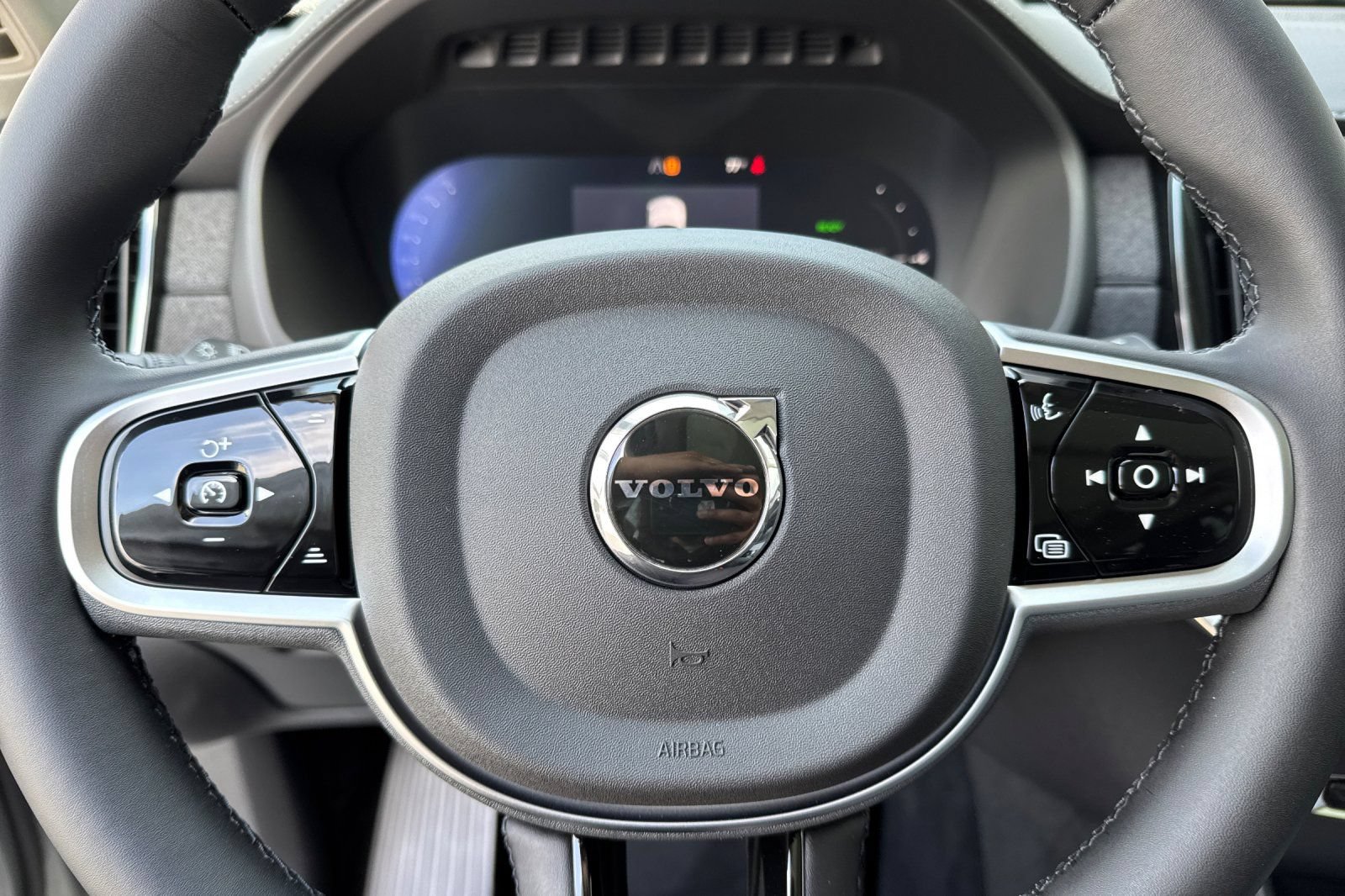 New 2026 Volvo XC90 T8 Ultra w/ Protection Package AWD/4WD image 27