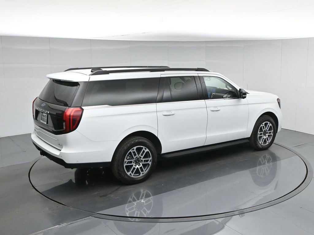 Used 2025 Ford Expedition Max Active AWD/4WD image 46