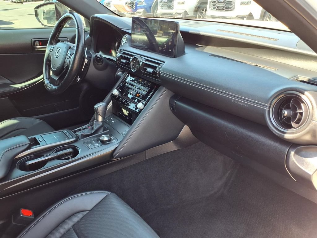 Used 2023 Lexus IS 500 RWD image 18