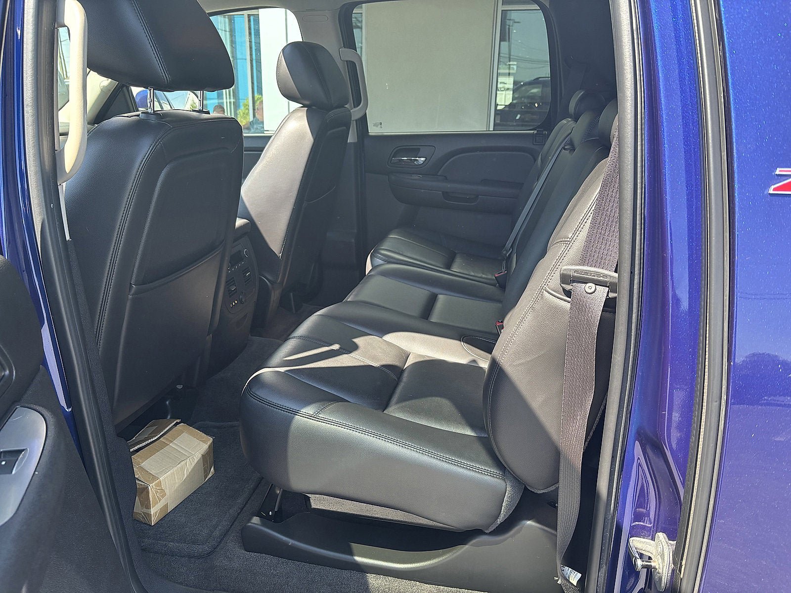 Used 2010 Chevrolet Avalanche LT AWD/4WD image 7