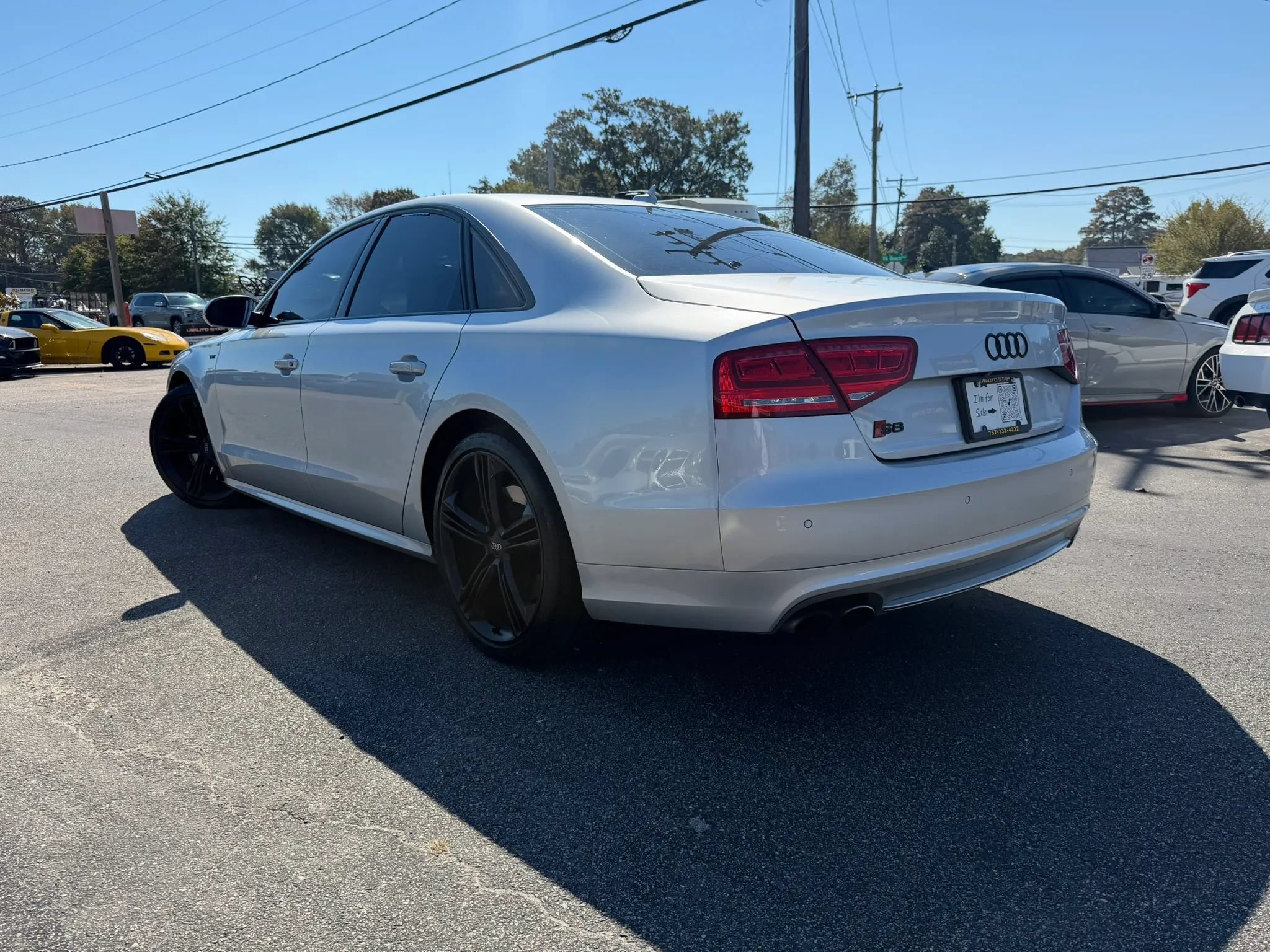 Used 2013 Audi S8 AWD/4WD image 5
