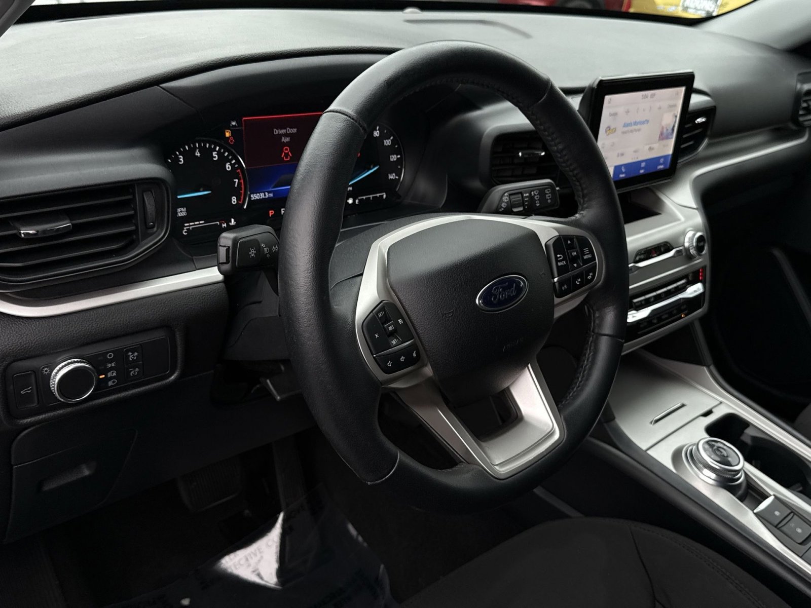 Used 2021 Ford Explorer XLT AWD/4WD image 15